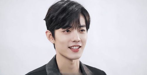 肖戰(zhàn)簽名的小心機 為堅果特別設計，寵粉細節(jié)令人暖心